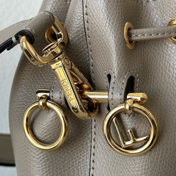 Fendi Mon Tresor Beige leather mini-bag - Picture 7 of 16